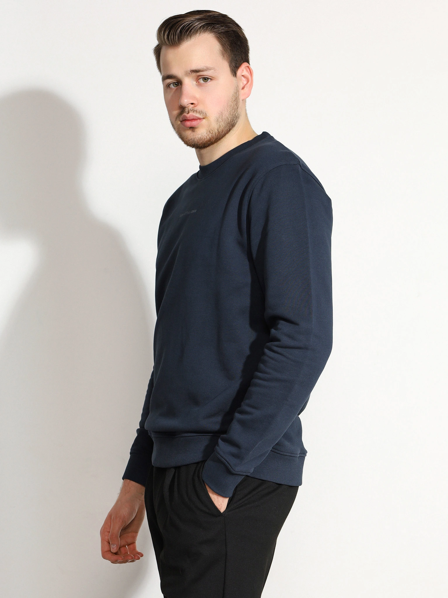 Толстовка темно-синего цвета из хлопка